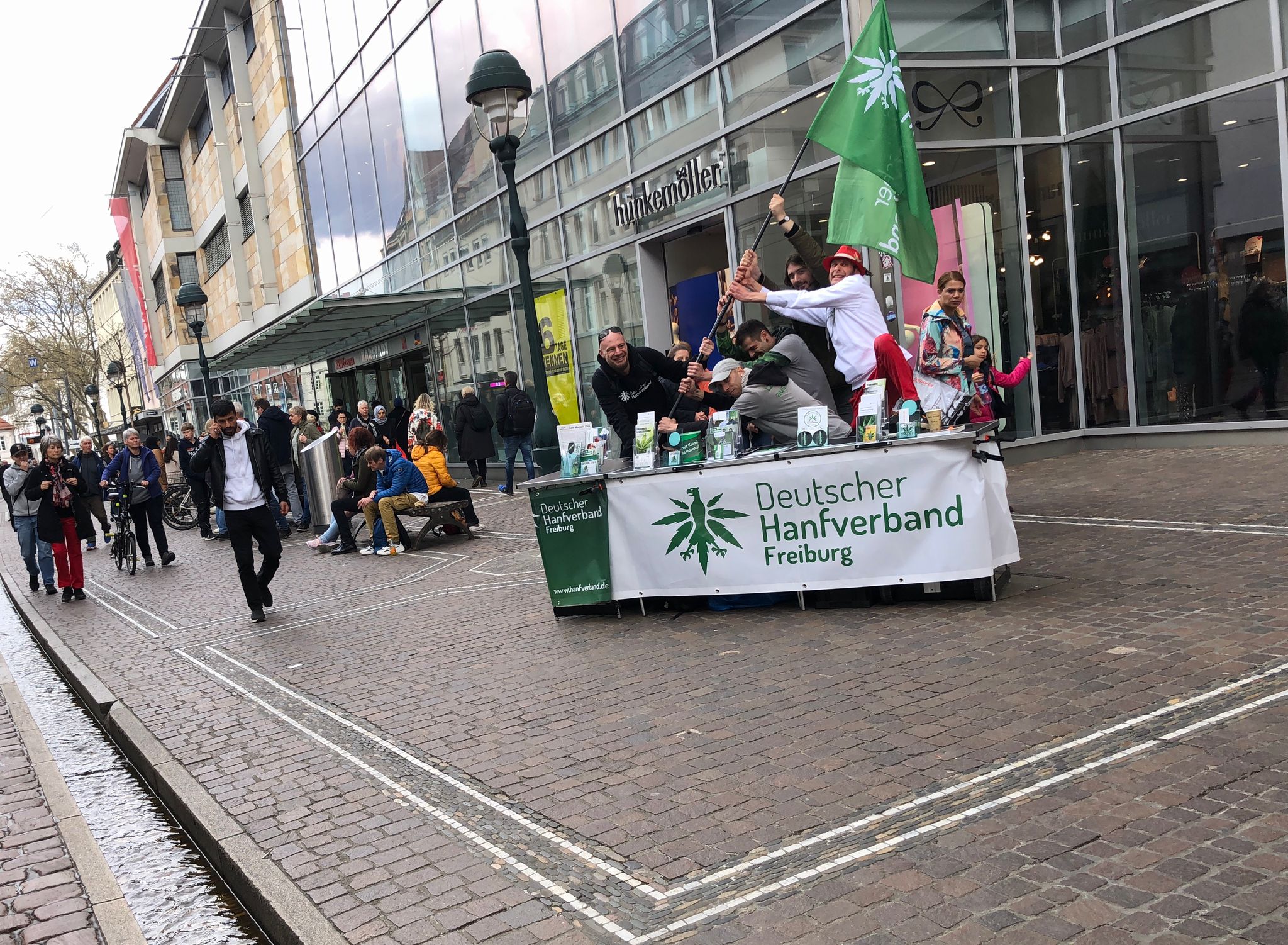 Foto am Infostand 2023-04-15